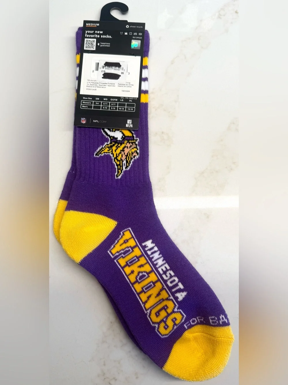 NWT For Bare Feet Minnesota Vikings NFL Crew Socks M